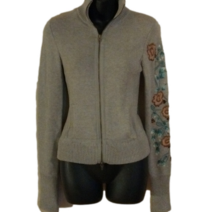 Abercrombie &Fitch zip up sweater. Embroidered sleeve. Size medium.Flaw.
